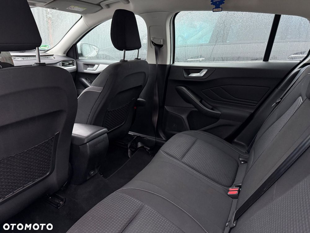 Ford Focus 1.5 EcoBlue Start-Stopp-System TITANIUM STYLE - 15