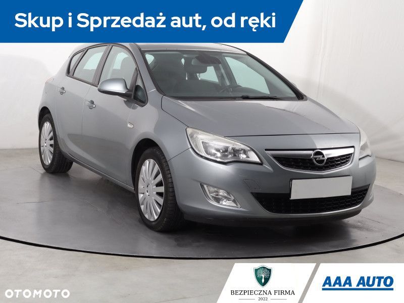 Opel Astra - 2