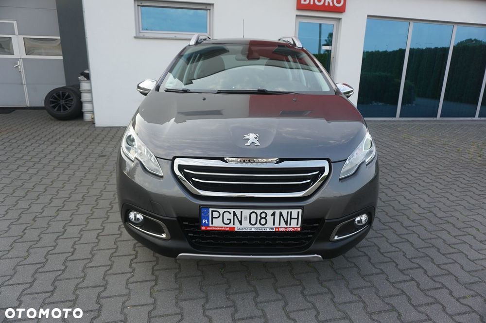 Peugeot 2008 1.6 BlueHDi Allure S&S - 22