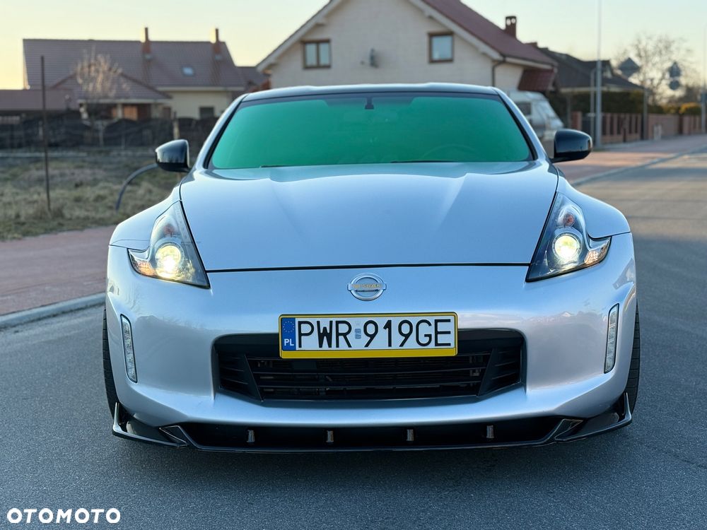 Nissan 370 Z - 10