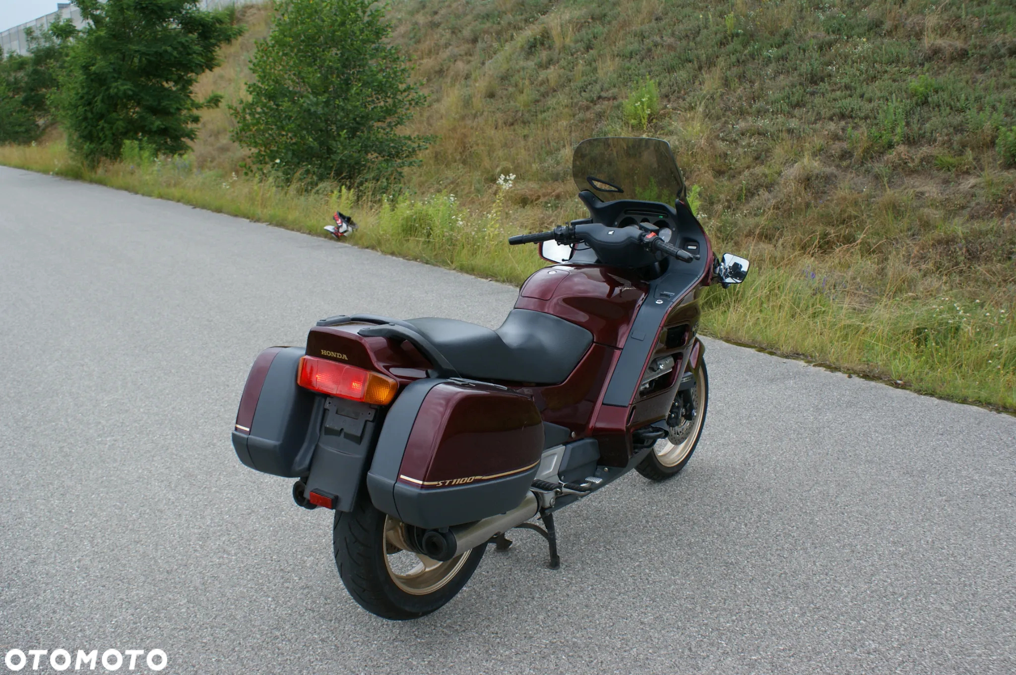 Honda ST - 8