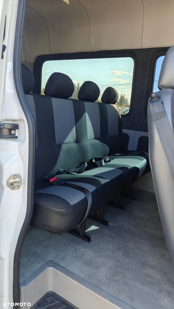 Volkswagen Crafter - 12
