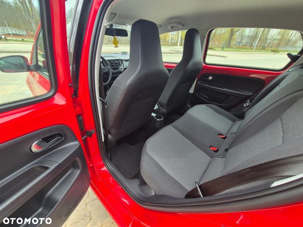 Volkswagen up! 1.0 high - 18