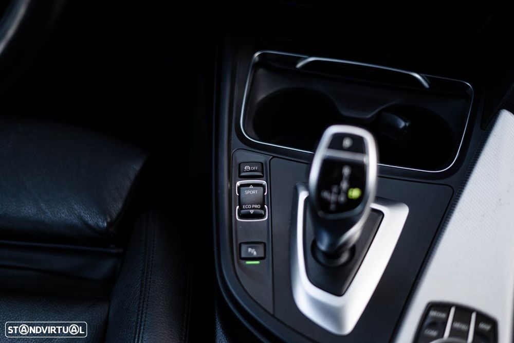 BMW 420 Gran Coupé d Pack Desportivo M Auto - 43