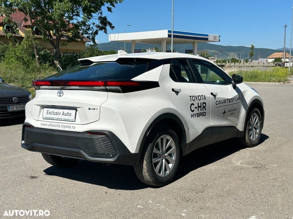 Toyota C-HR - 7