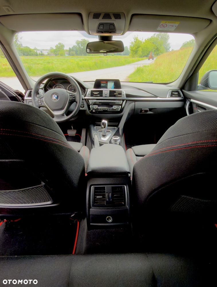 BMW Seria 3 318i Sport Line - 10