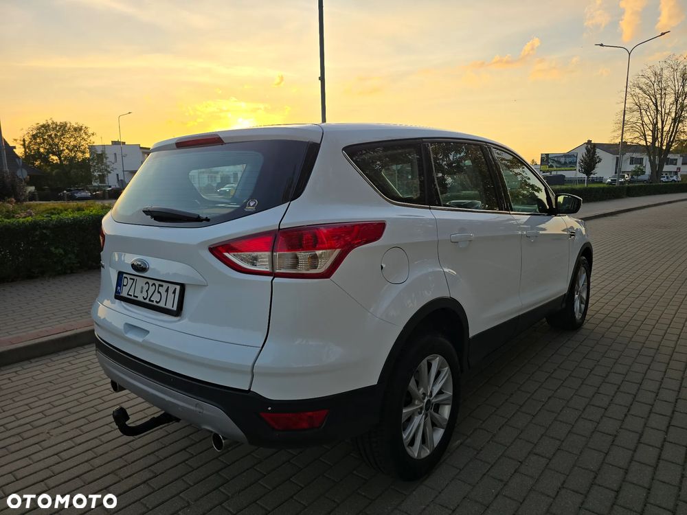 Ford Kuga - 4