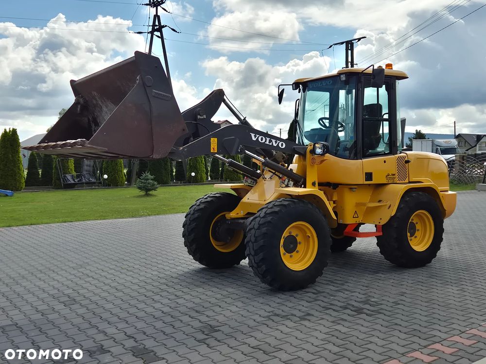 Volvo L30G/ Maszyna sprowadzona/ Super Stan/ - 2