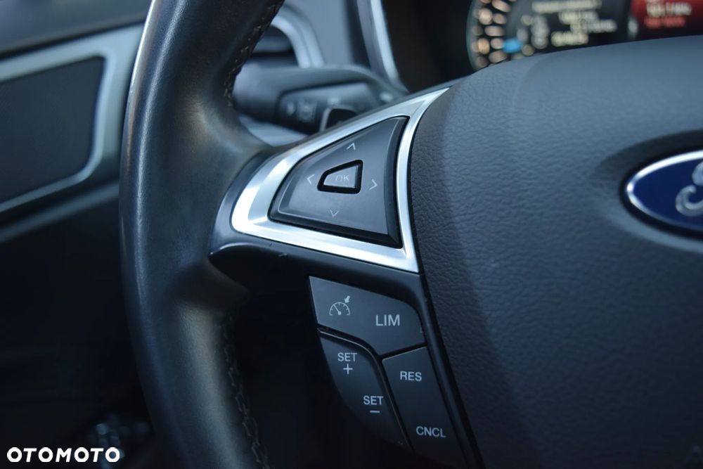 Ford Mondeo 2.0 TDCi STart-Stopp PowerShift-Aut ST-Line - 24