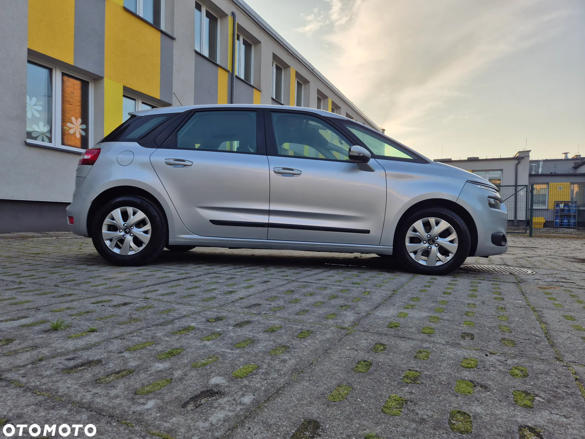 Citroën C4 Picasso 1.6 e-HDi Intensive ETG6 - 13