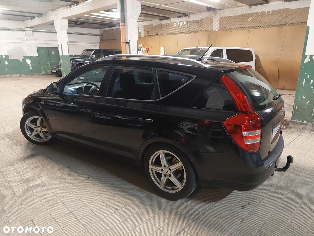 Kia Ceed 1.6 Crdi Optimum + - 2