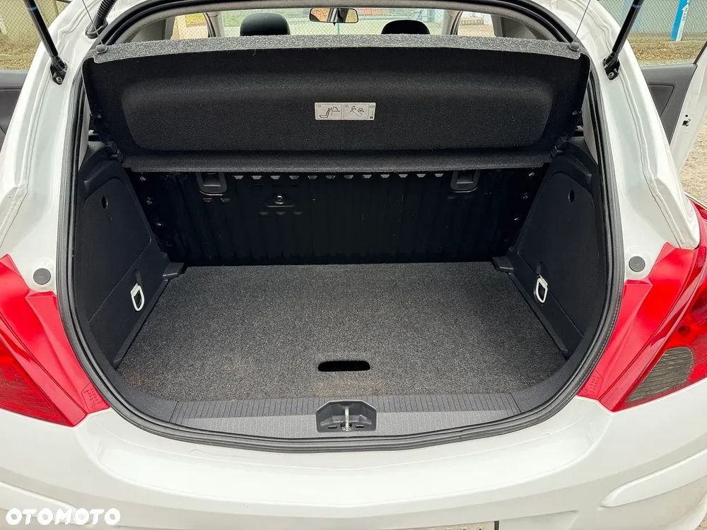 Opel Corsa - 21