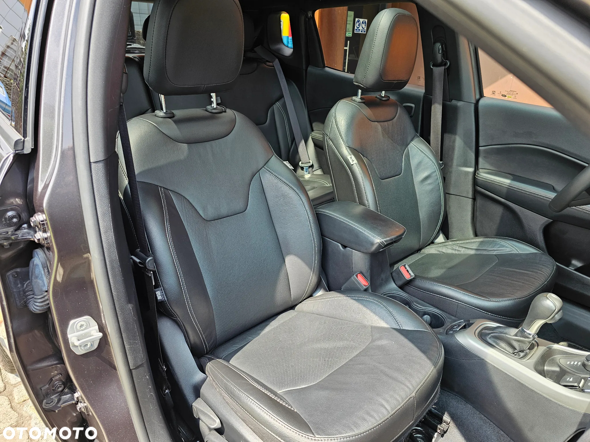 Jeep Compass - 19