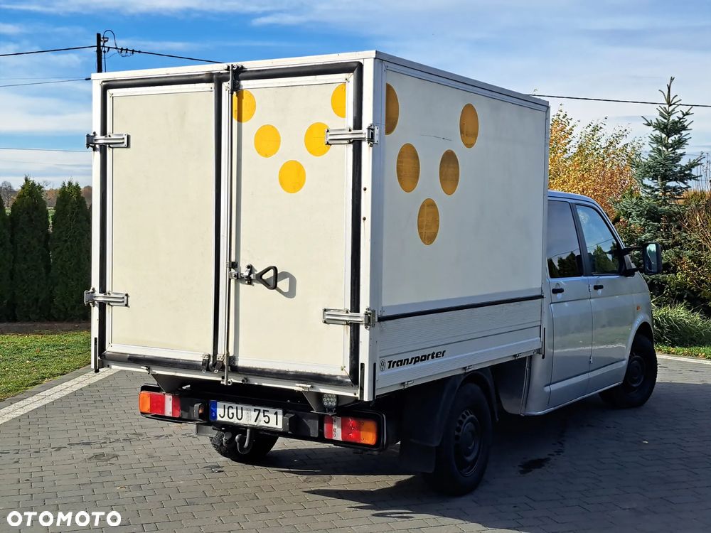 Volkswagen Transporter - 11