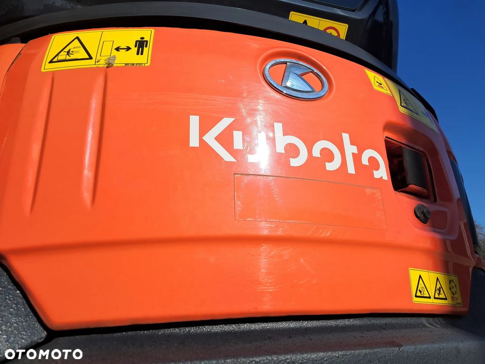 Kubota U27-4 WAGA 2700 kg 2.7t 1300 mth minikoparka * 2022 rok * 2 łyżki * lusterka * pełne oświetlenie jeden właściciel * zero obrys długie ramie szybkozłącze MS03 * hydrauliczna skarpówka * gąsienice 80% bez DPF Red Key * dodatkowe linie hydrauliczne jcb yanmar Cat takeuchi - 8