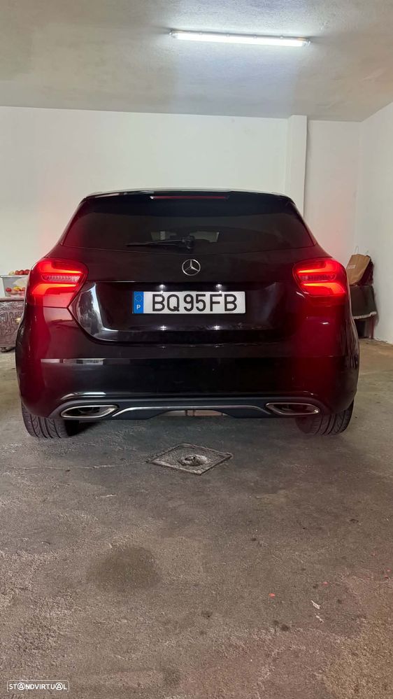 Mercedes-Benz A 200 d AMG Line - 2