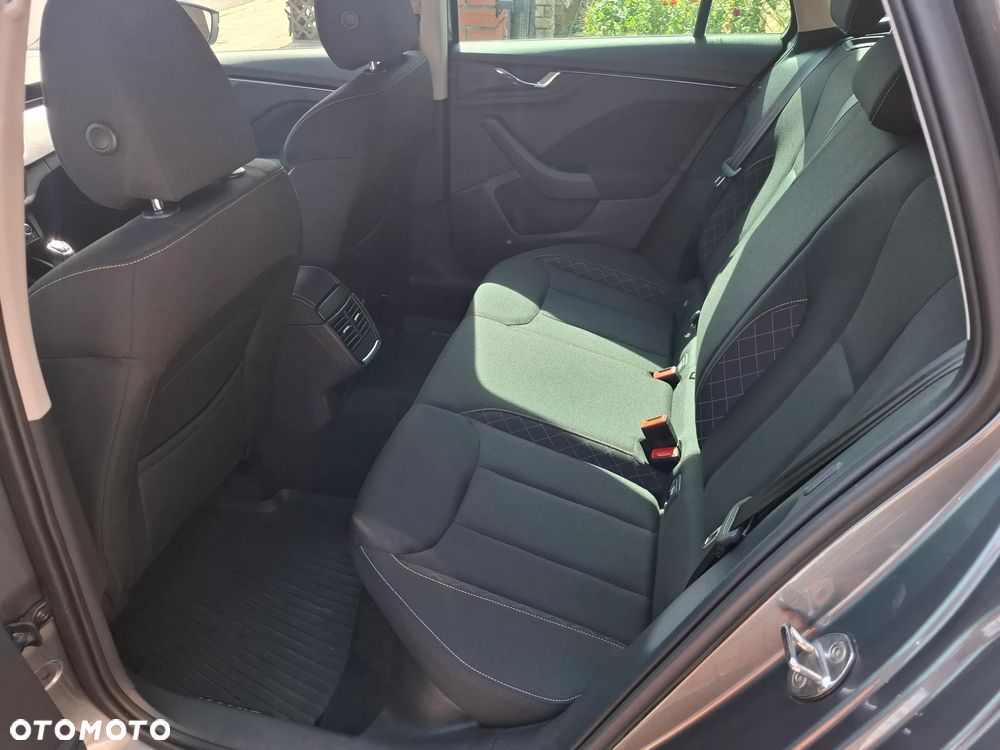 Skoda Kamiq 1.0 TSI Ambition - 31