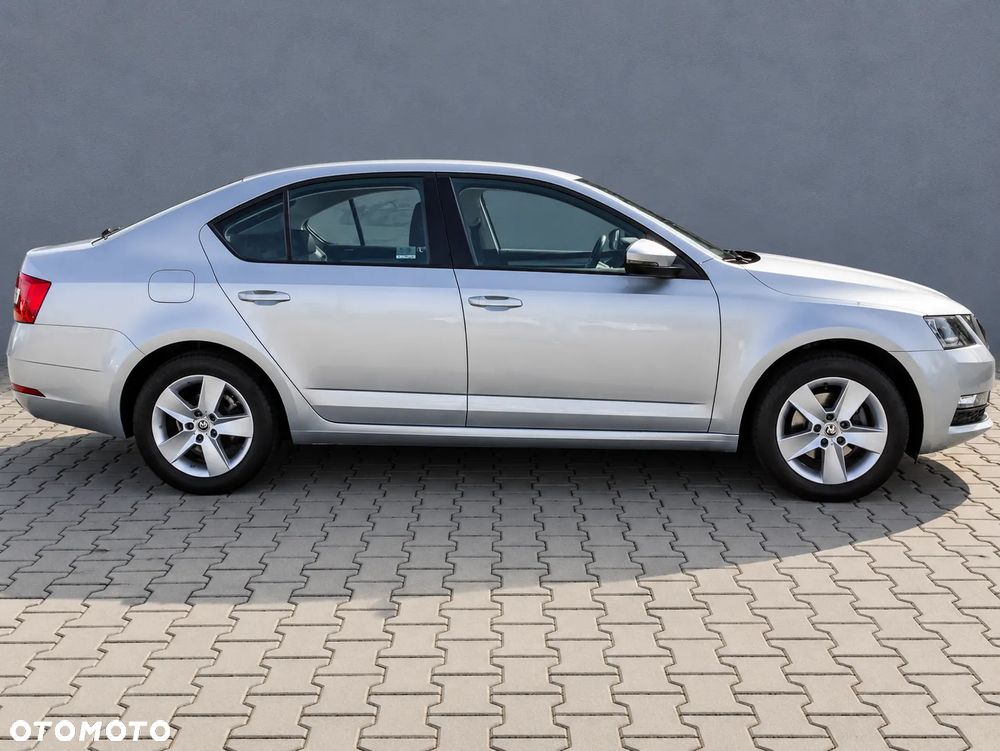 Skoda Octavia 1.4 TSI Ambition - 9
