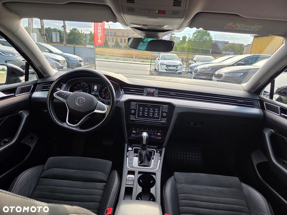 Volkswagen Passat 1.5 TSI EVO Elegance DSG - 11