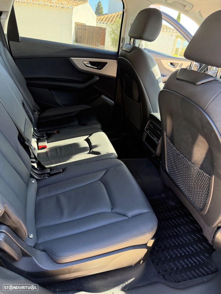 Audi Q7 - 8