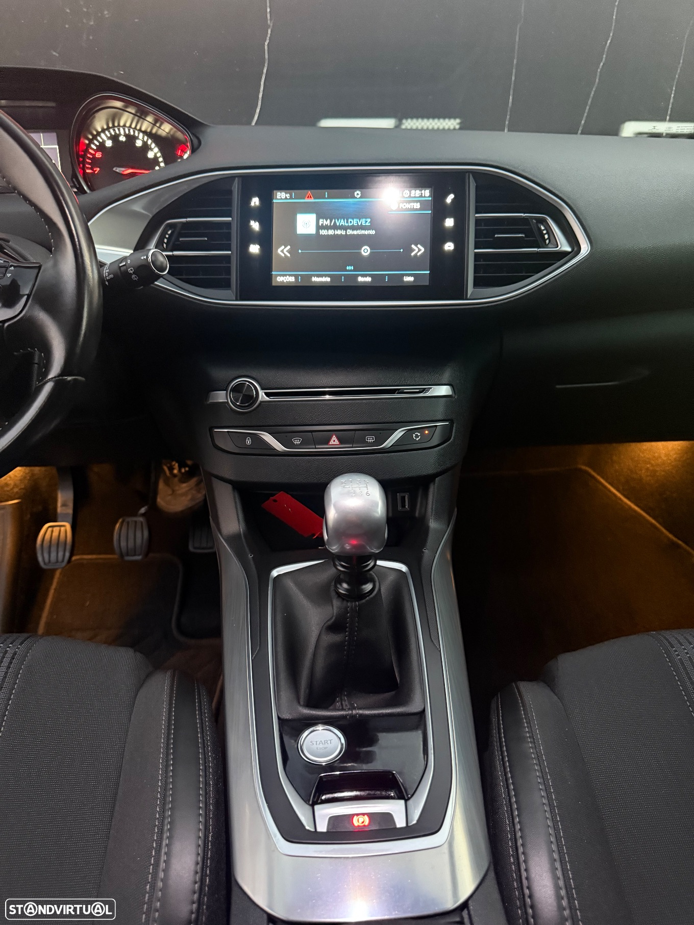 Peugeot 308 1.2 PureTech Allure - 11