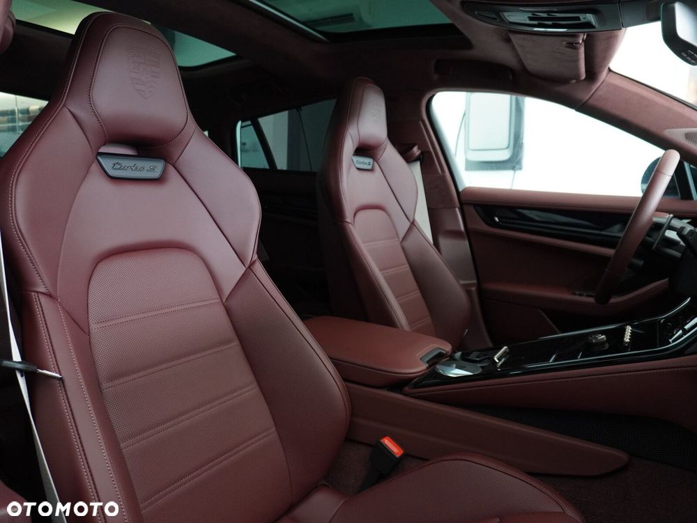 Porsche Panamera Turbo S E-Hybrid PHEV - 23