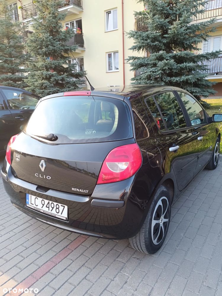 Renault Clio - 5