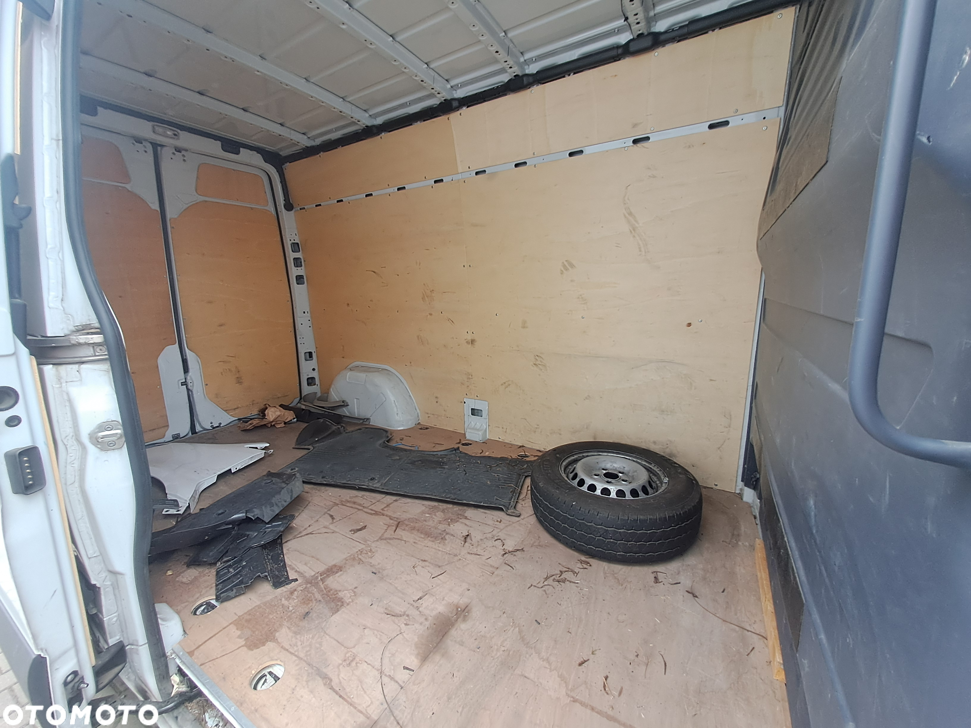 Mercedes-Benz SPRINTER - 27