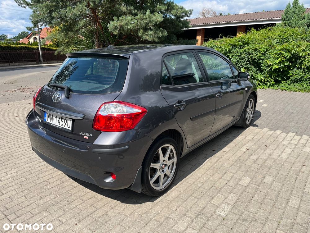 Toyota Auris 1.4 D-4D Luna EU5 - 9