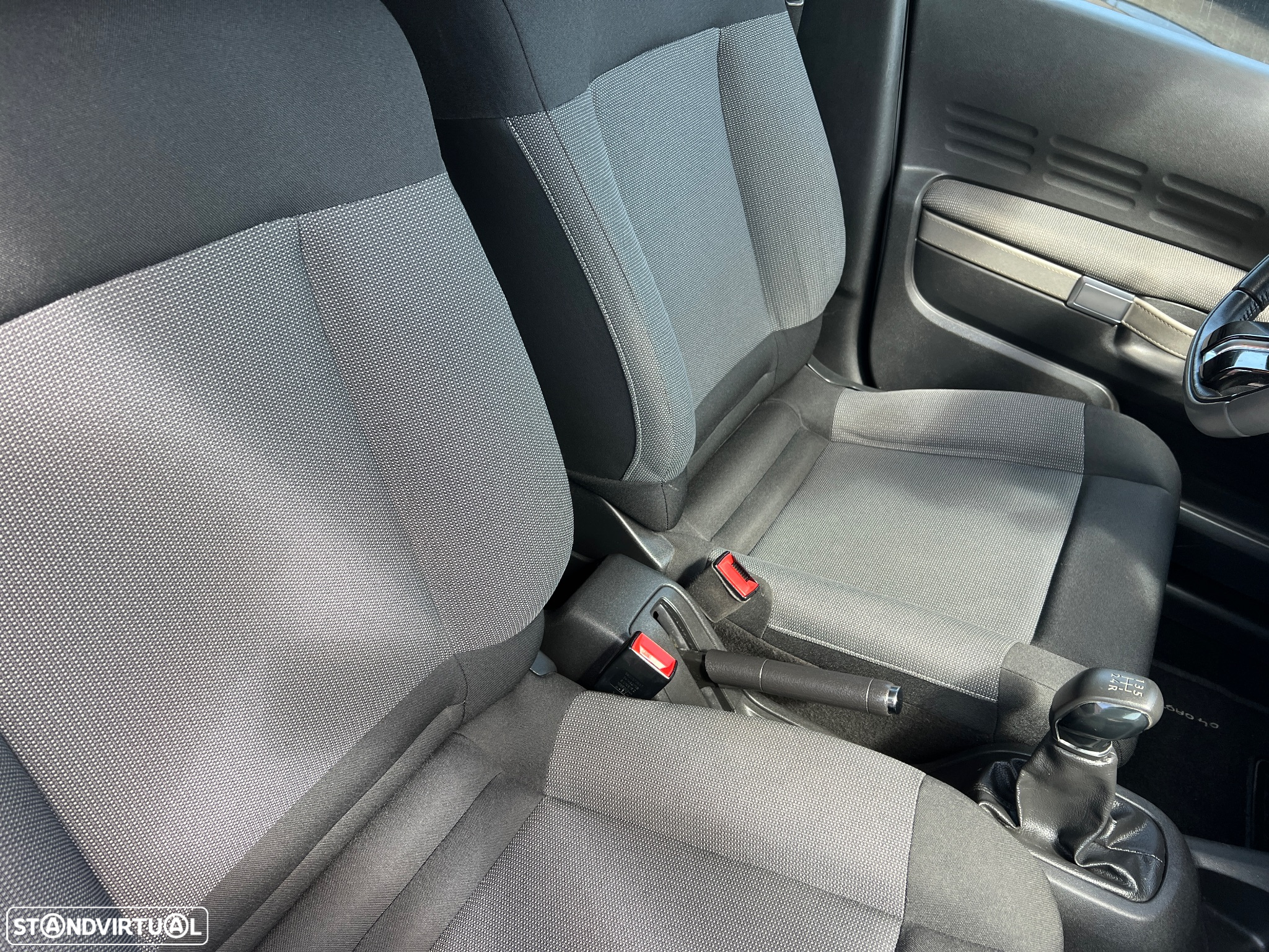 Citroën C4 Cactus 1.2 PureTech Live - 27