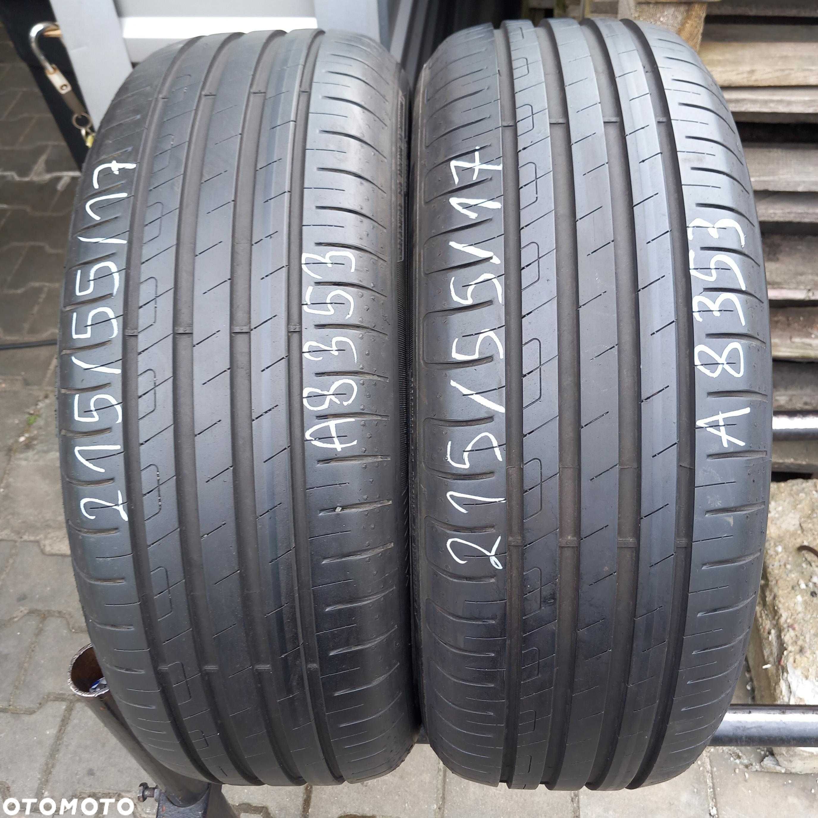 215/55/17 Goodyear Efficient Grip Performance 94V - 1