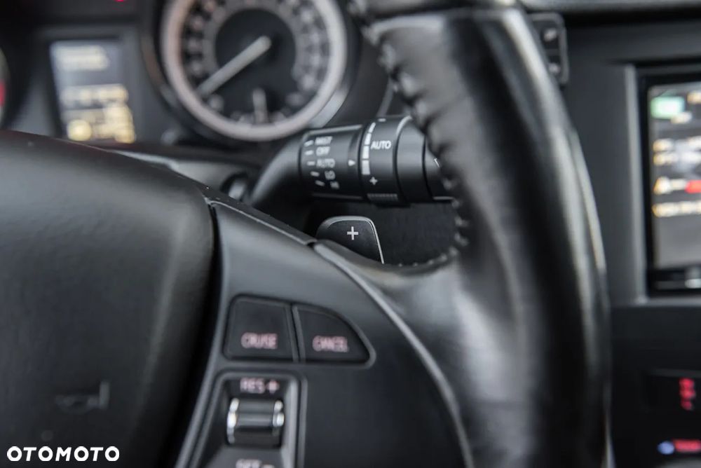 Suzuki Kizashi 2.4 4x4 CVT Sport - 20