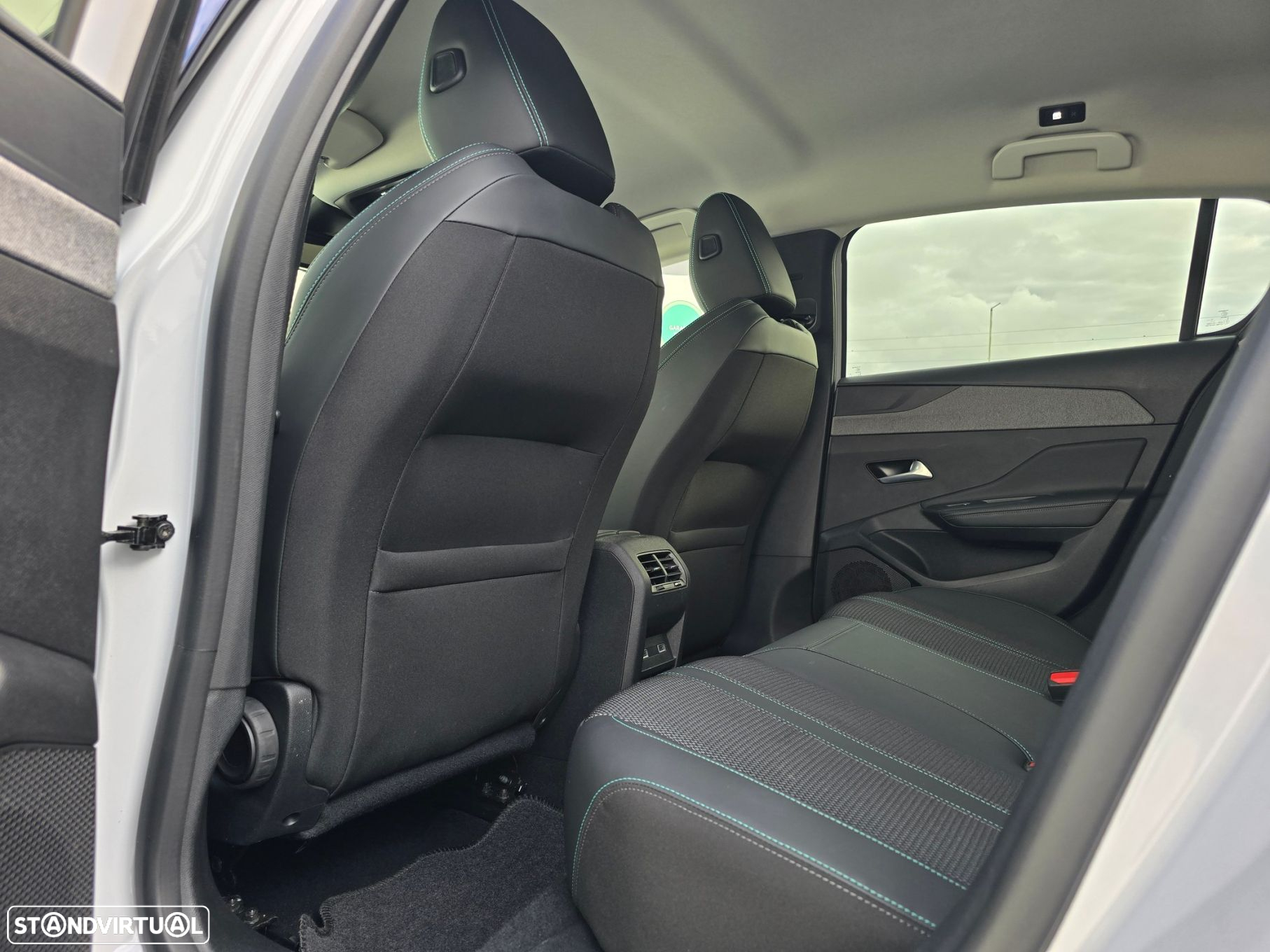 Peugeot 308 1.2 PureTech Allure Pack - 36