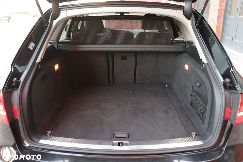 Audi A4 Allroad 2.0 TDI Quattro - 33