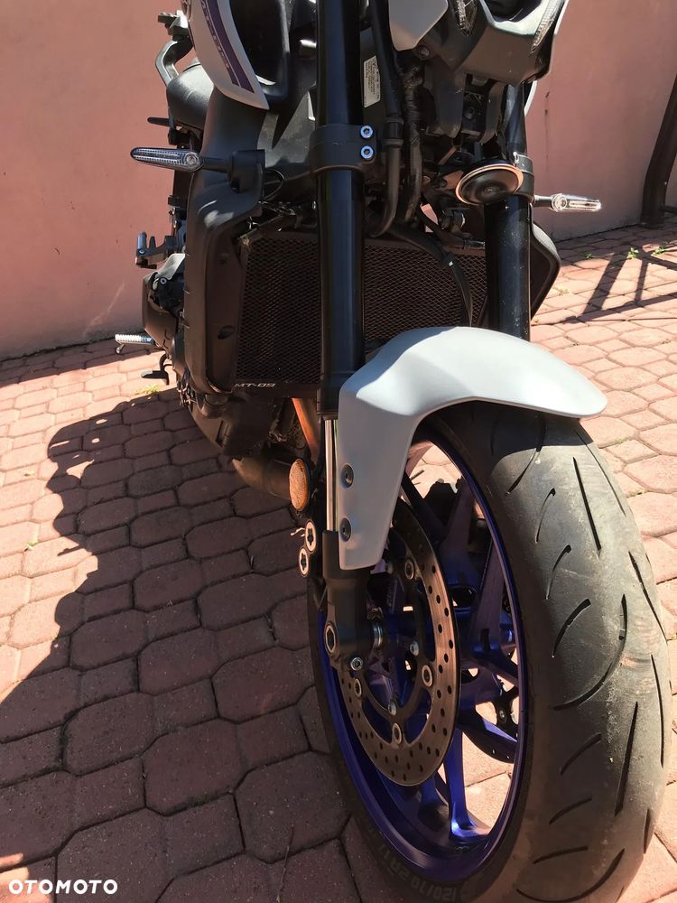 Yamaha MT - 7