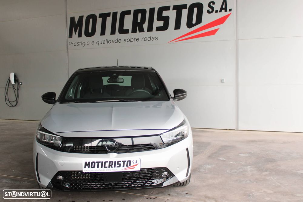 Opel Corsa 1.2 T GS - 2