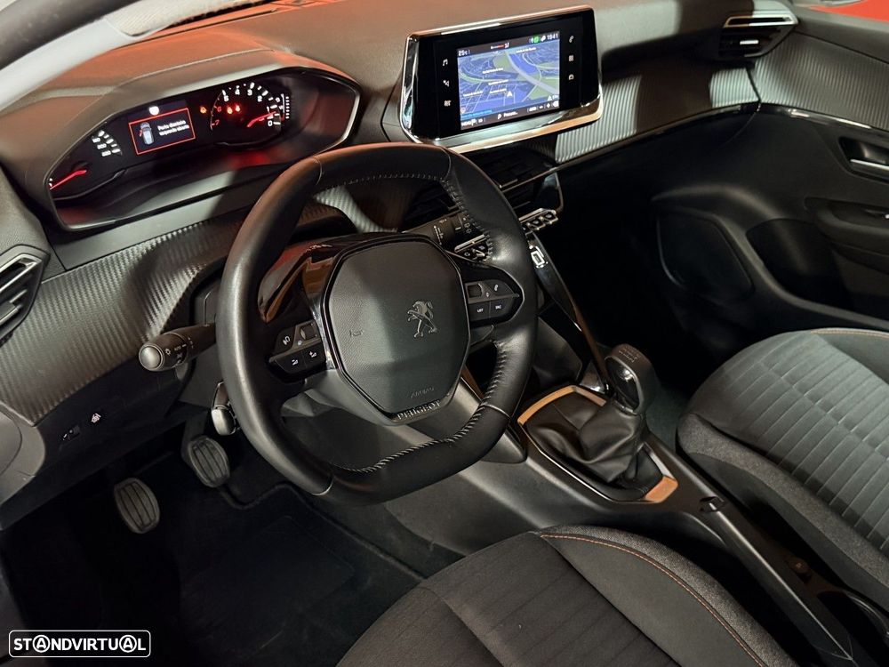 Peugeot 208 1.2 PureTech Active - 5