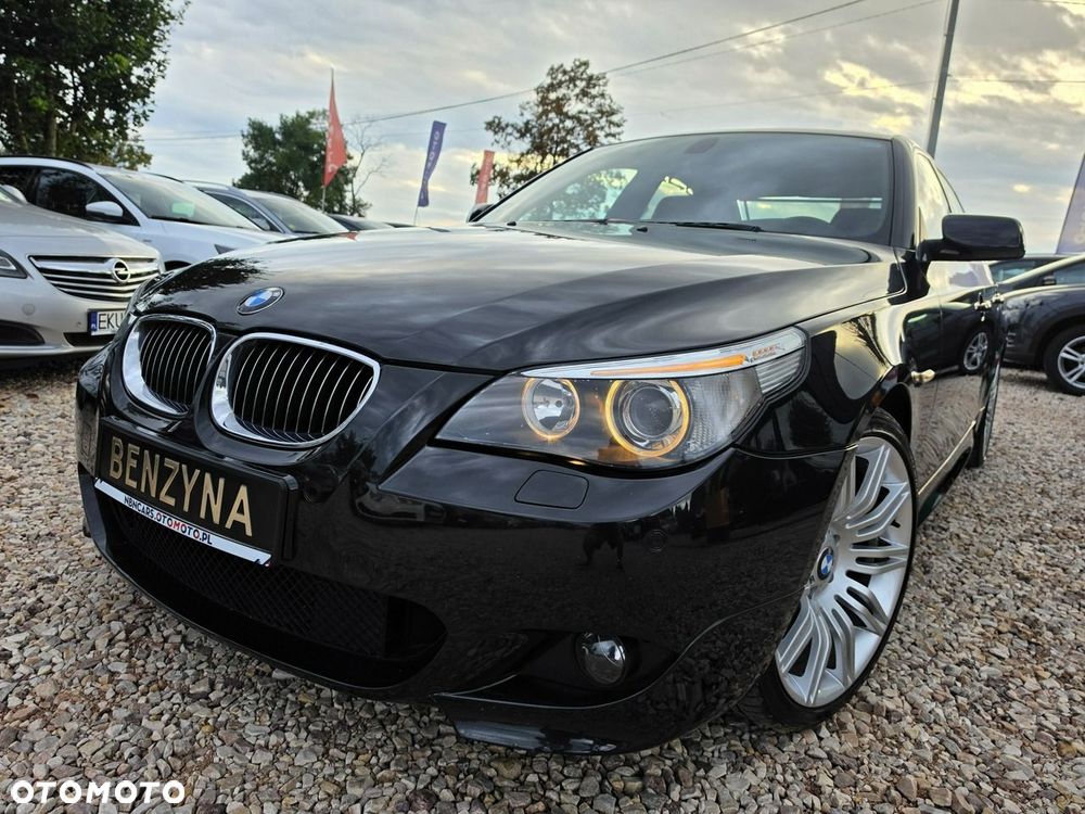 BMW Seria 5 550i - 15