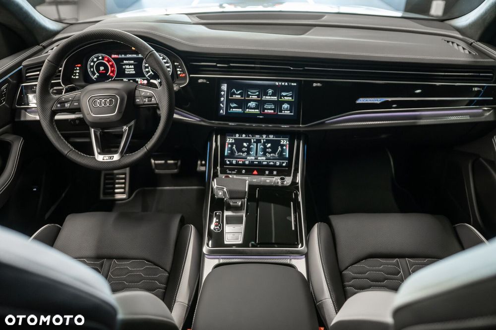Audi RS Q8 - 21