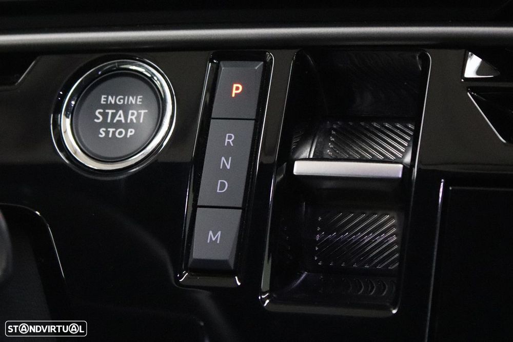 Peugeot 3008 1.2 Hybrid Allure e-DCS6 - 15