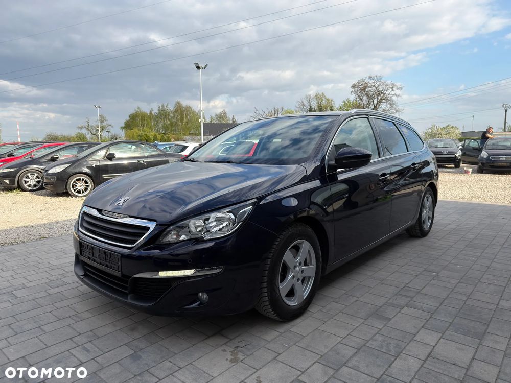 Peugeot 308 1.6 BlueHDi Allure S&S - 17