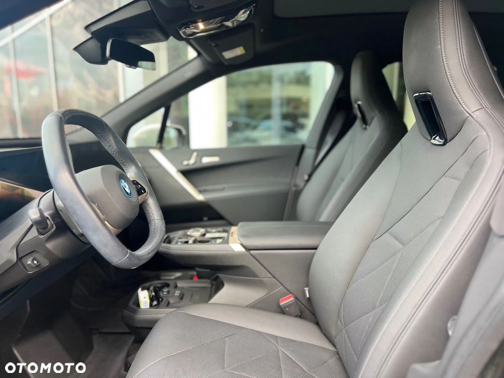 BMW iX xDrive40 76.6kWh - 14