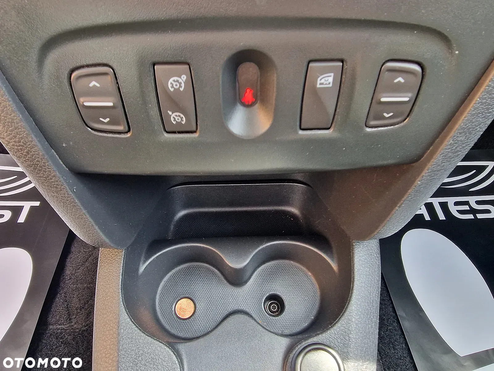 Dacia Sandero 1.5 dCi Celebration - 13