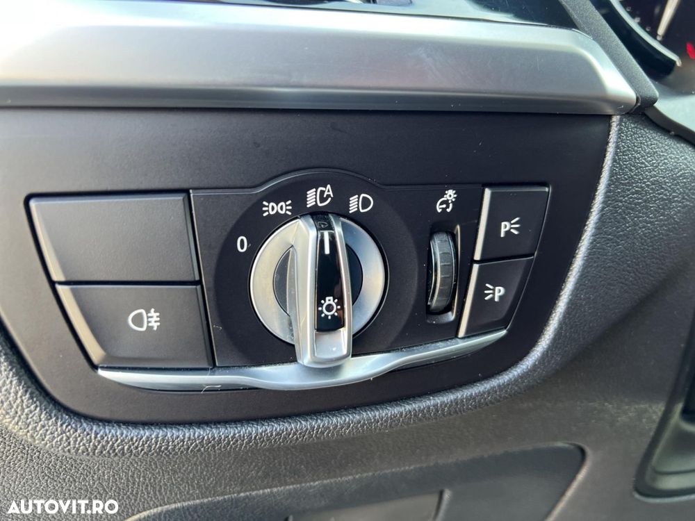 BMW X3 sDrive18d AT MHEV - 25