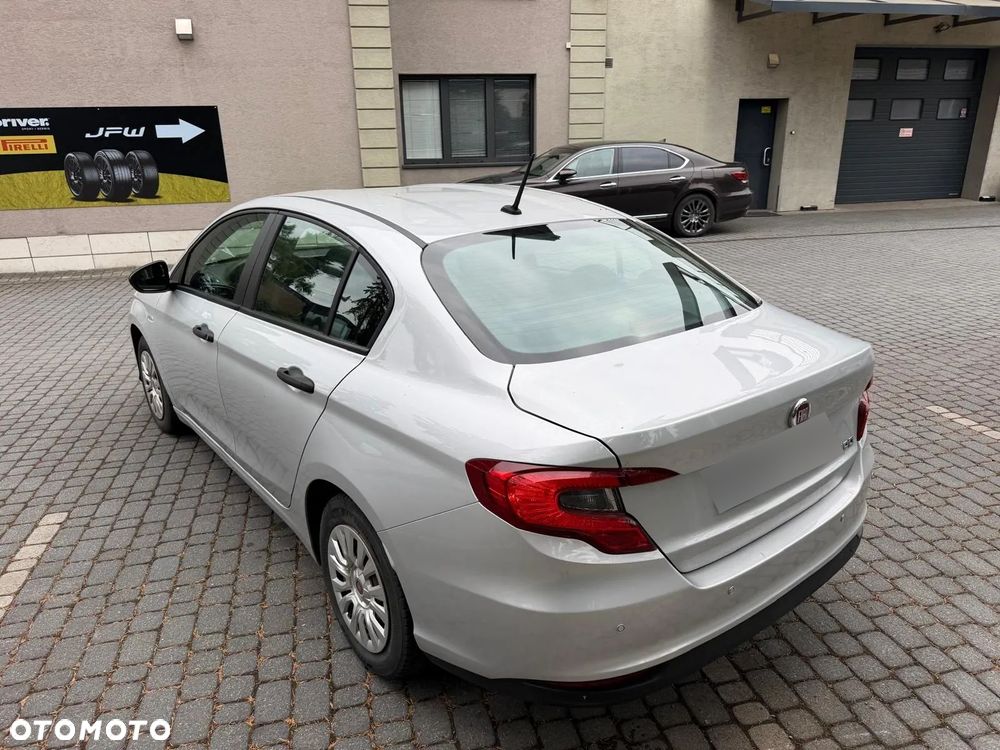 Fiat Tipo 1.4 16v Easy EU6d - 9