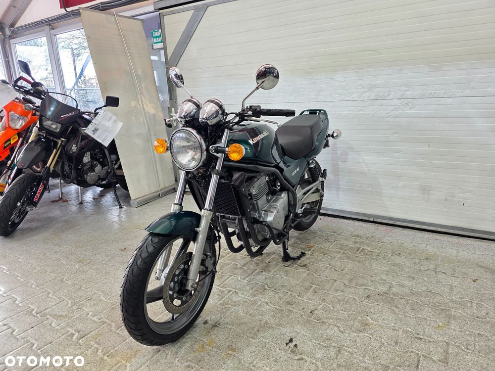 Kawasaki ER - 7