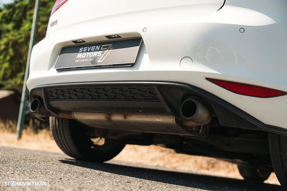 VW Golf 2.0 TSi GTi DSG Performance - 20