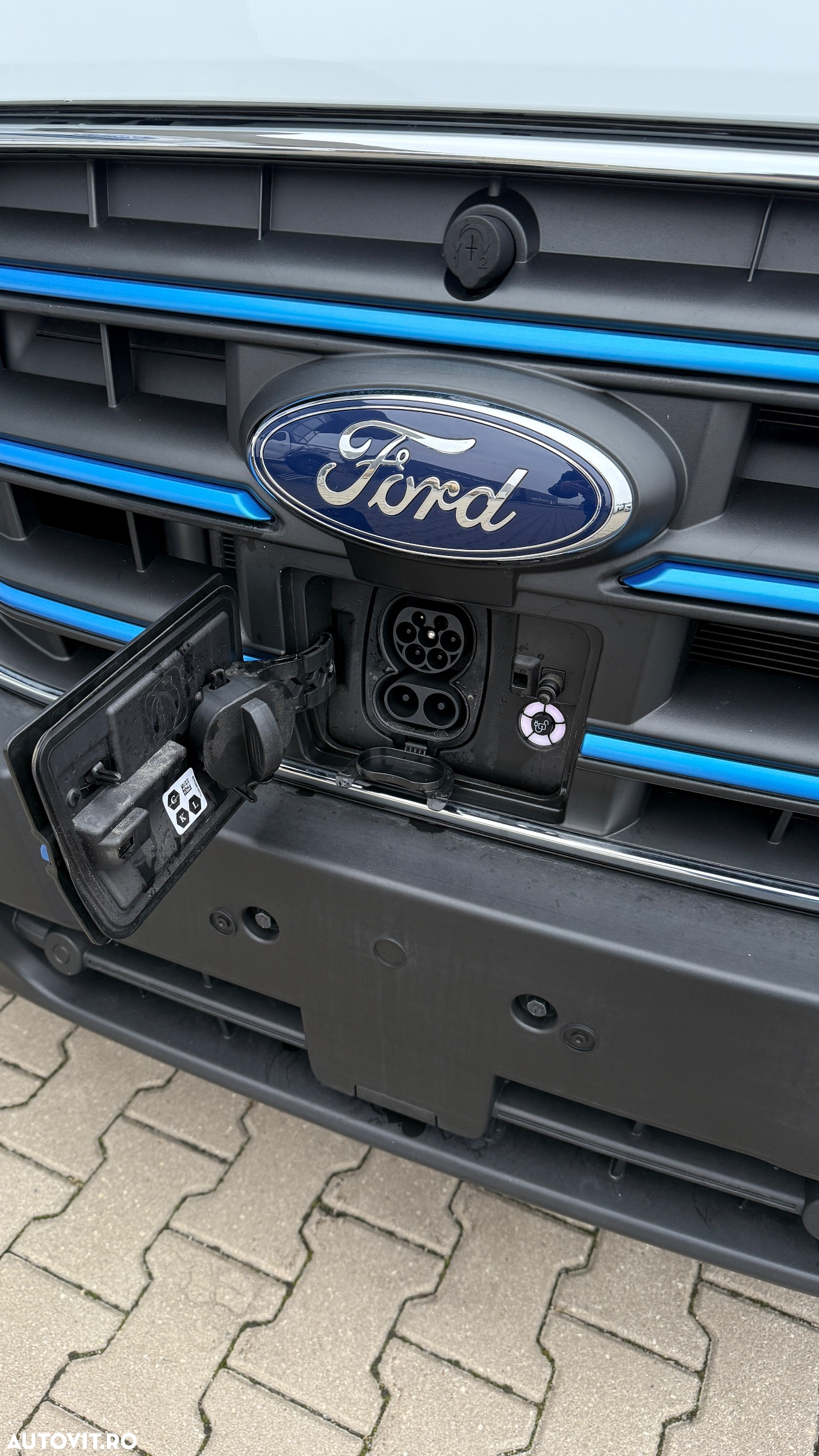 Ford Transit - E Transit - 4
