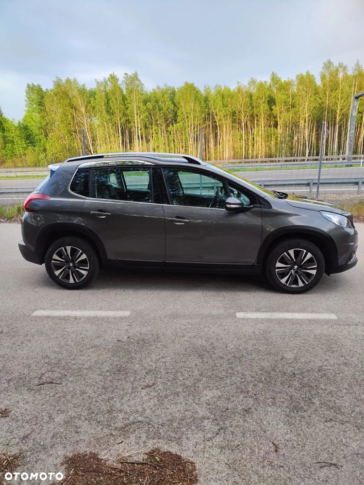 Peugeot 2008 1.6 BlueHDi Style - 7