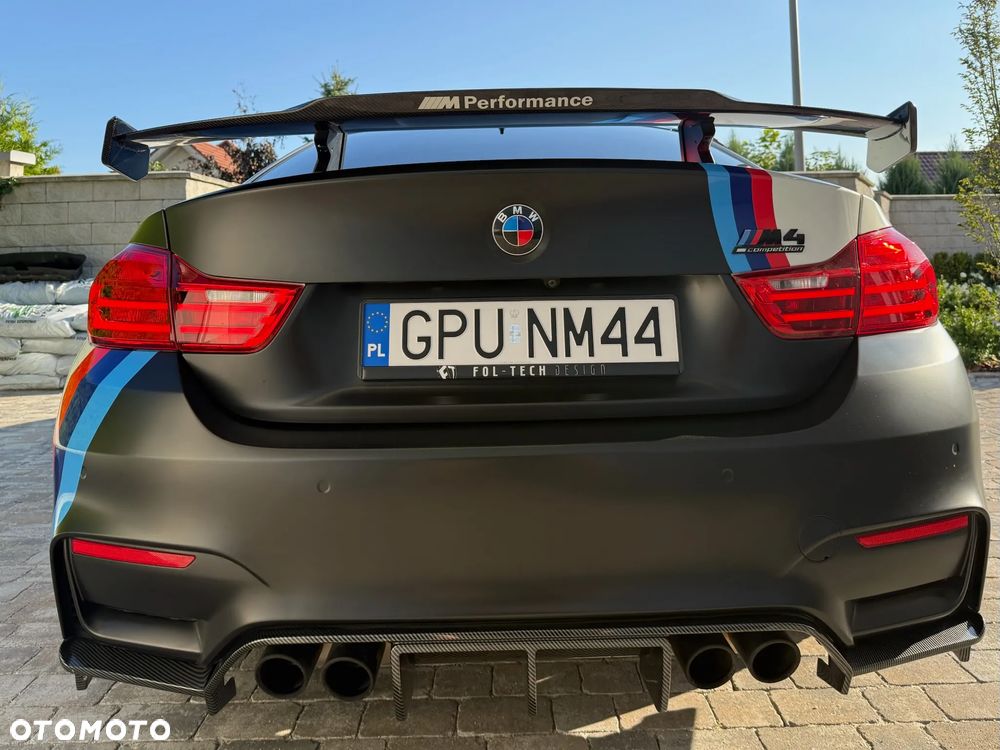 BMW M4 Coupe - 4